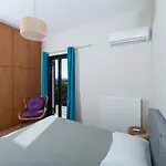 Louke Villa Lixouri
