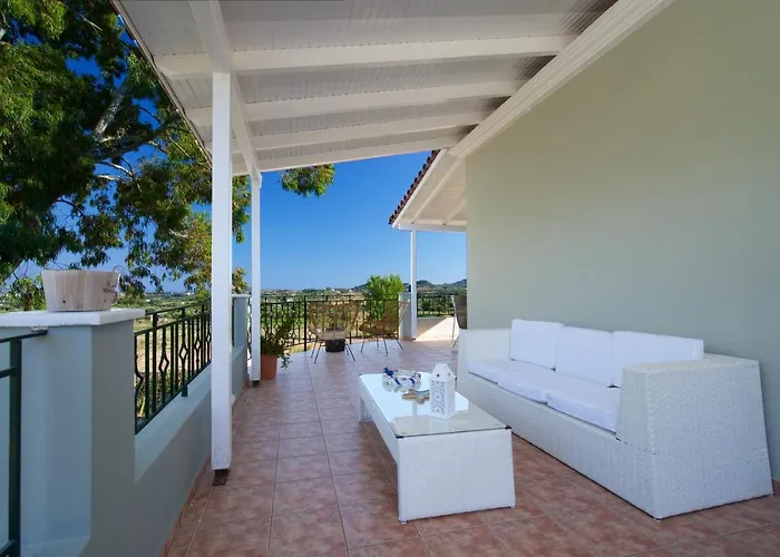 Louke Villa Lixouri